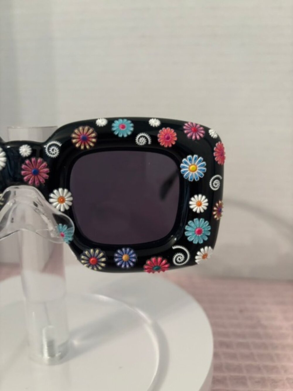 Original One-of-a-Kind Sunglasses - Picture 3 of 4
